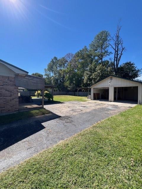 Building Photo - 215 Tavares Dr