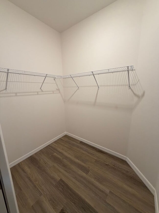 Building Photo - 16077 Badalona Dr