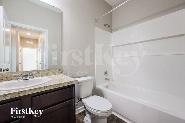 Building Photo - 837 Orchid Grove Blvd