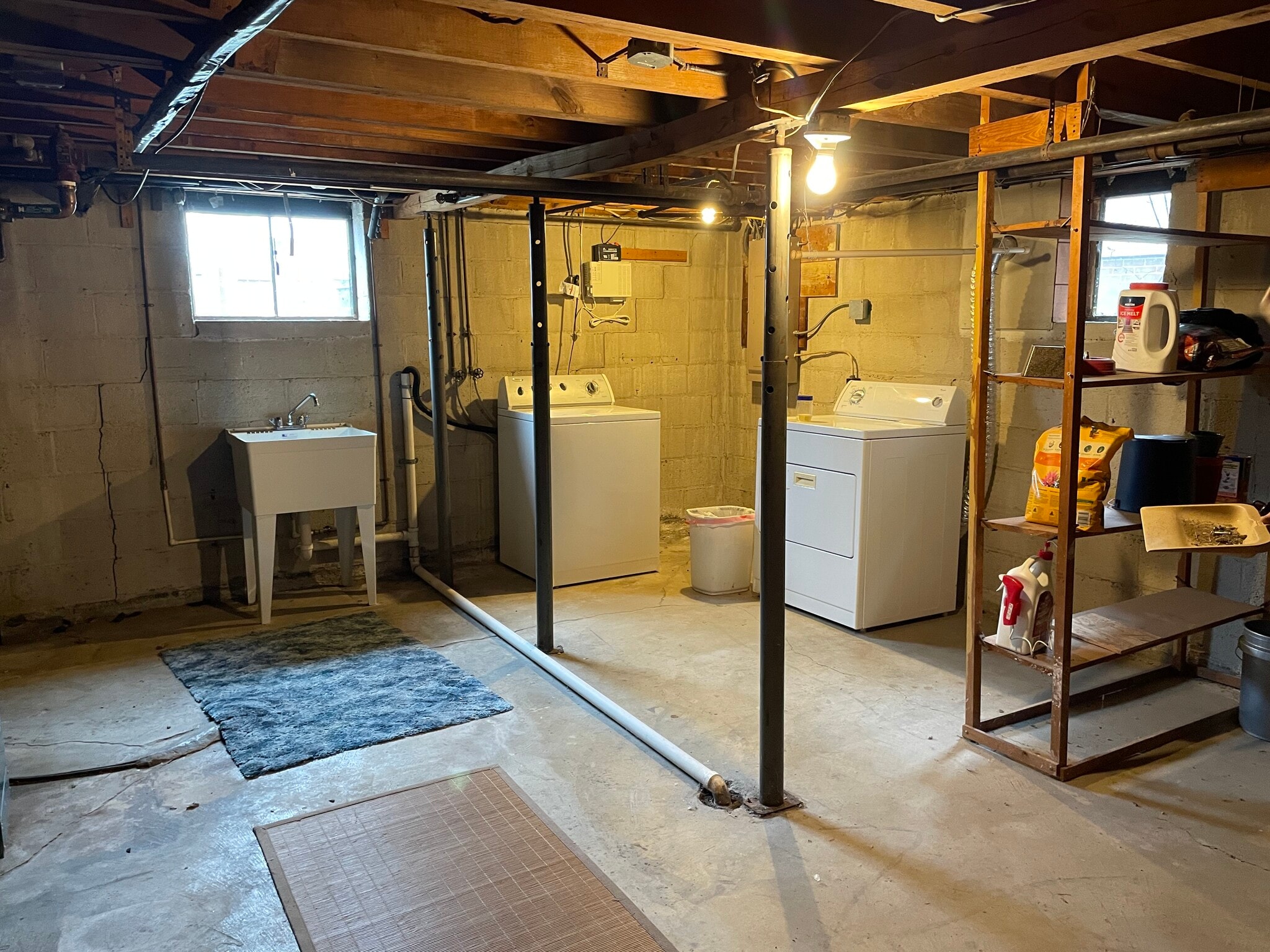 Basement laundry and storage - 1405 Winchester St