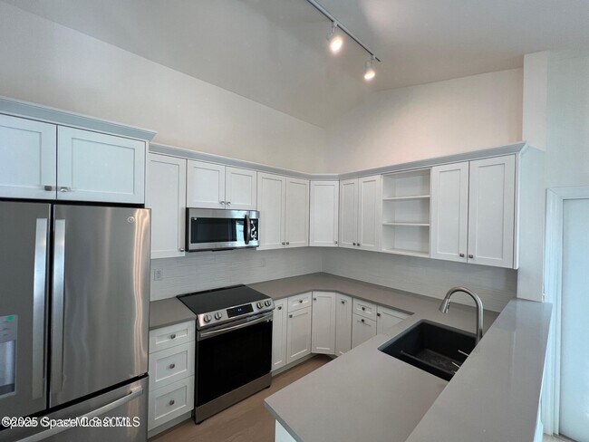 Building Photo - 1683 Cape Palos Dr