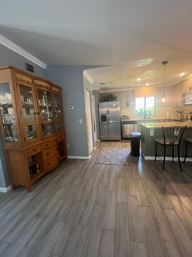 Building Photo - Fully Furnished 3-Bedroom Home in Palm Coa...