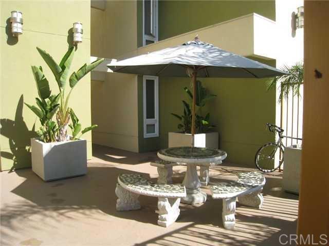 Building Photo - 5540 Lindo Paseo