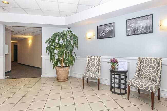 Building Photo - 123 Mamaroneck Ave