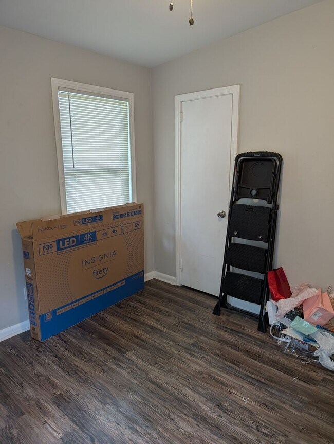 Building Photo - 1513 Atkamire Dr