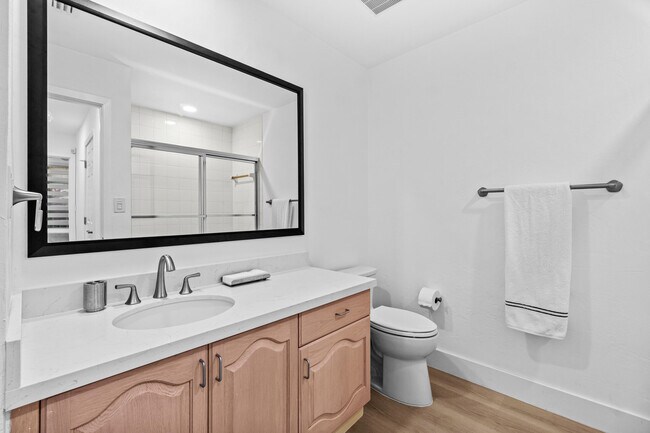 Building Photo - 5097 Windsor Parke Dr