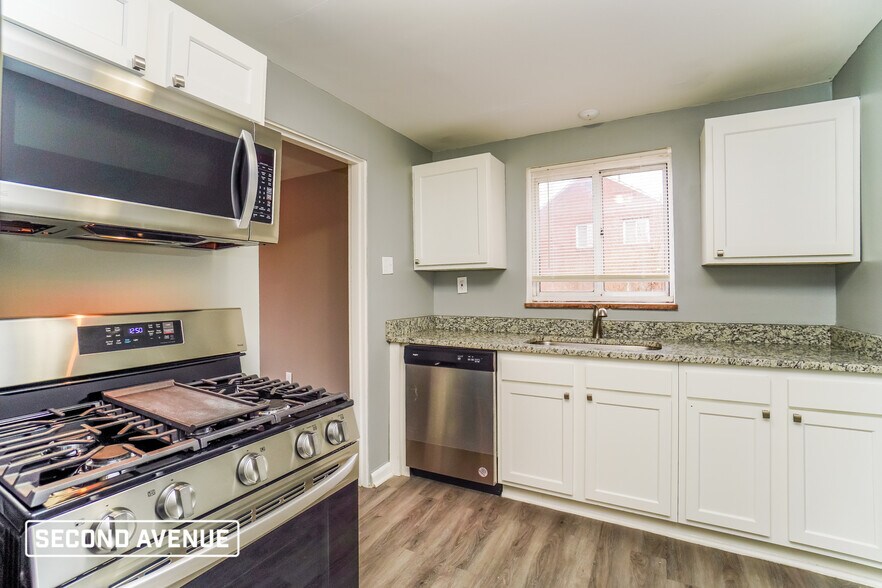 Building Photo - 5728 Brinley Dr