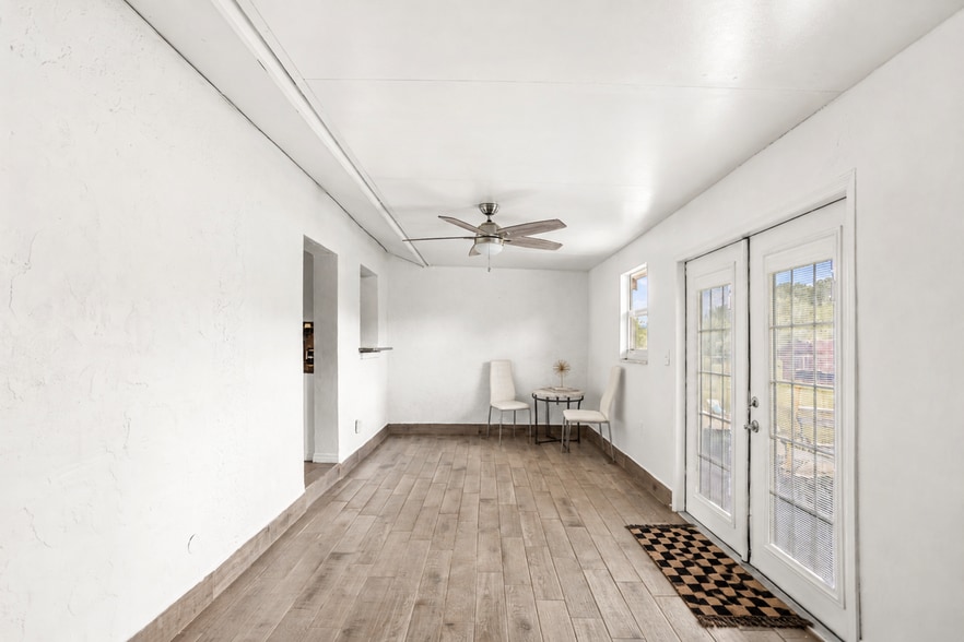 Building Photo - 17370 W Carnegie Cir