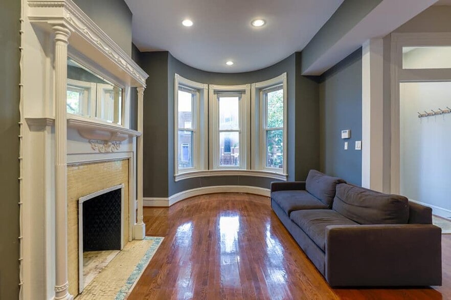 Building Photo - 49 Quincy Pl NE