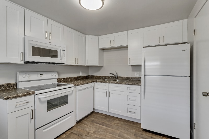 Building Photo - 2117 E 3300 S