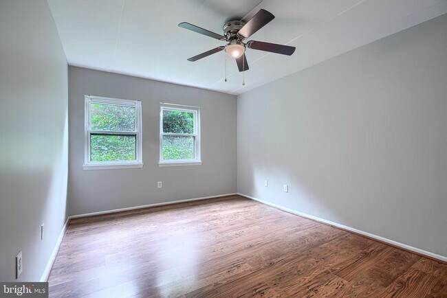 Building Photo - 5390 Smooth Meadow Way