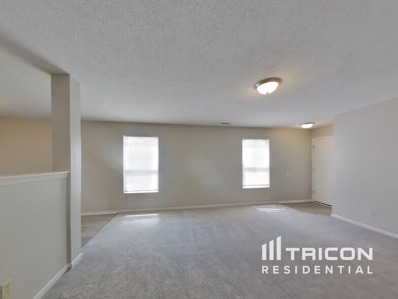 Building Photo - 3423 Summer Breeze Cir