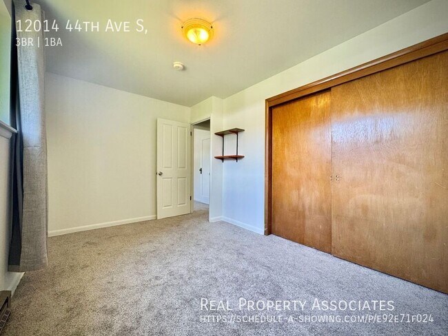 Building Photo - 12014 44th Ave S