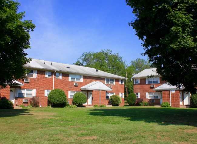 Primary Photo - Gatehouse Apartment