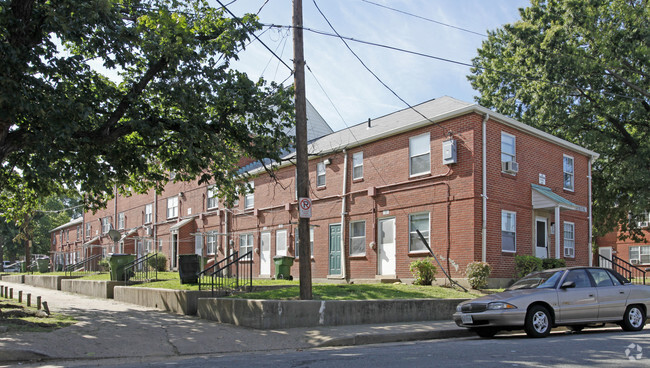 Building Photo - Gilpin Court