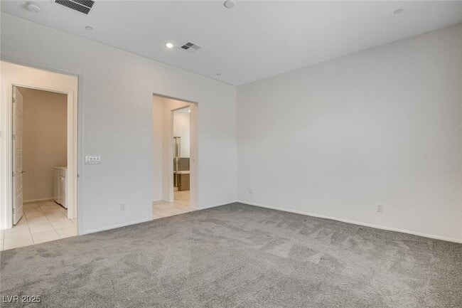 Building Photo - 10924 Chipotle Ave