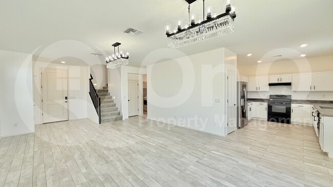 Building Photo - 40633 W Helen Ct