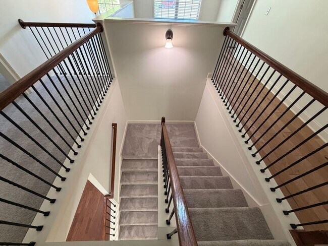 Building Photo - 4805 Carriage Bridge Ln