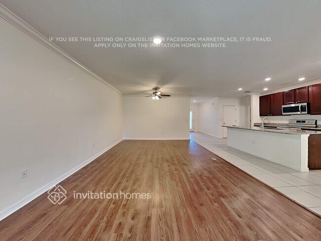 Building Photo - 4415 Reisswood Lp