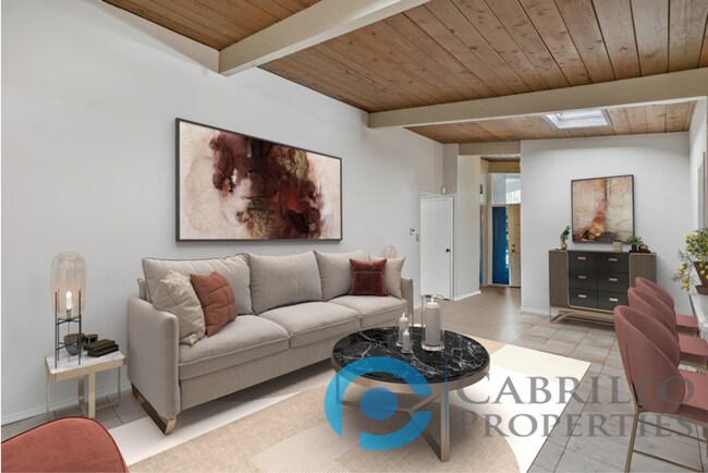 Building Photo - Gorgeous 5bd/3ba house walking distance to SDSU w/ Pool