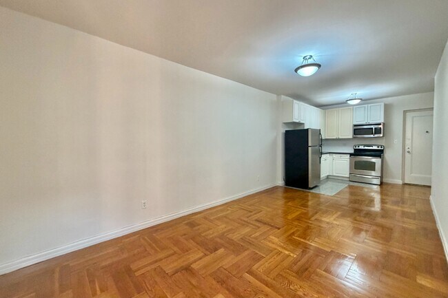 Floorplan - 700 Fort Washington Avenue