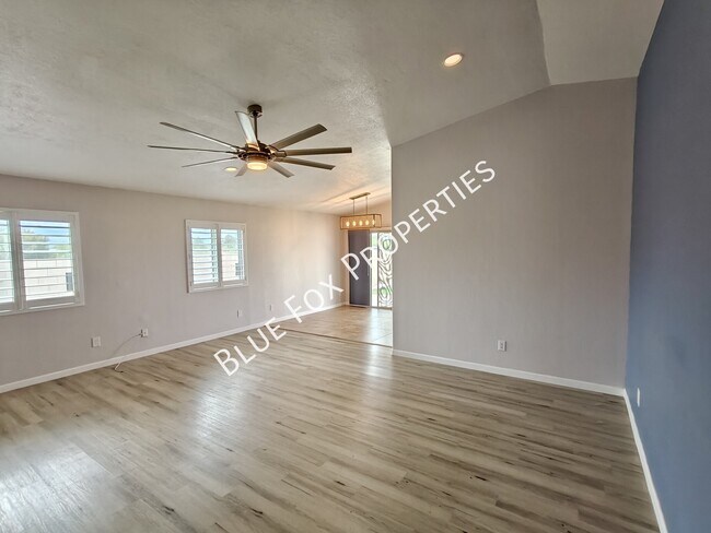Building Photo - 8854 E Citrus Tree Dr
