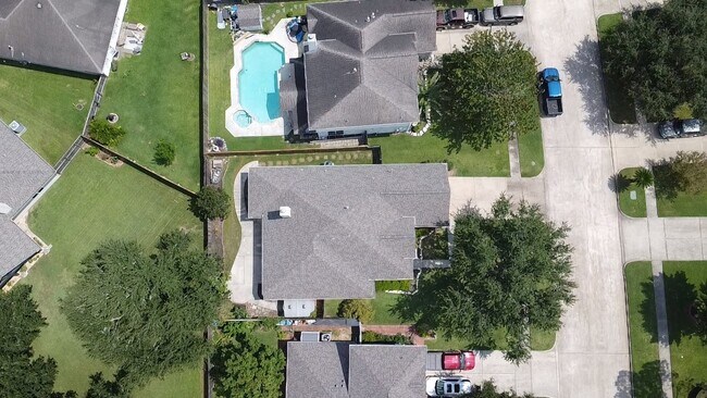 Building Photo - 5126 Winterwood Dr