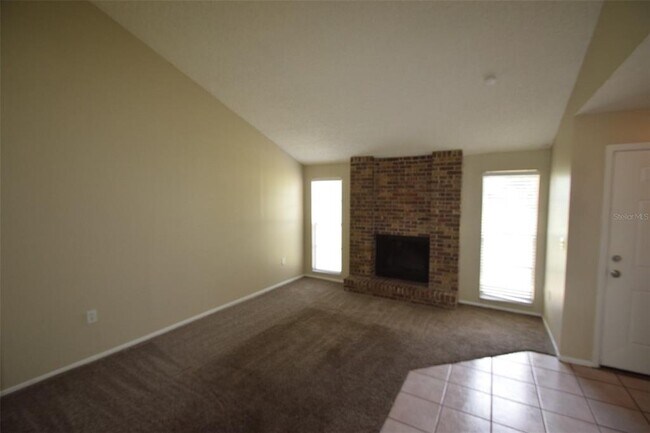 Building Photo - 1204 Honeytree Ln W