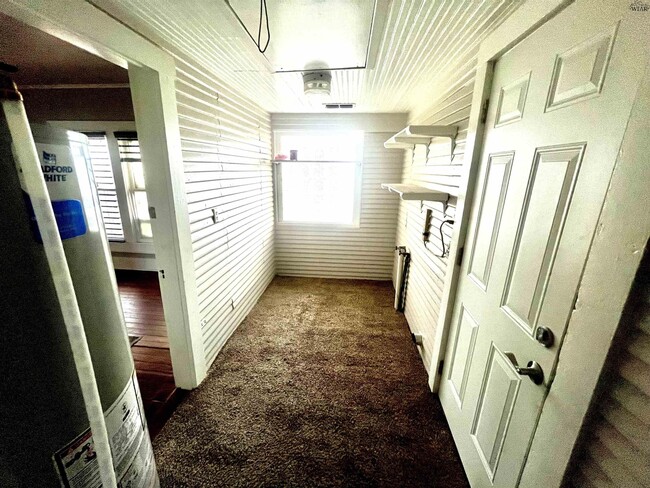 Building Photo - 2104 Taylor St