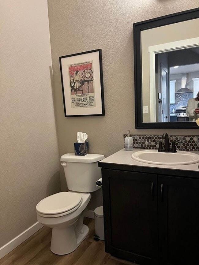 Building Photo - Elegant & Spacious Living in Timnath Ranch