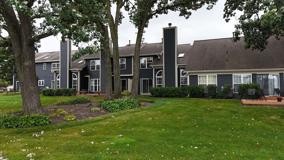 Building Photo - 1132 Coldspring Rd