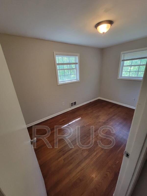 Building Photo - 2176 Lilac Ln