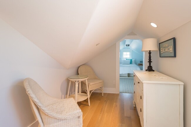 Building Photo - Four-bedroom home in the heart of the Village, offered furnished long-term lease. Ideally located...