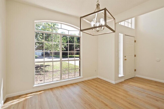 Building Photo - 1201 Marigold Way