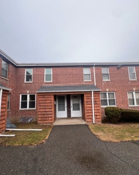 Primary Photo - 143 Louisiana Ave