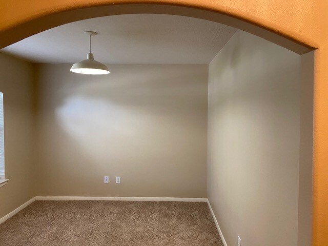 Building Photo - 6710 Hayman Dr