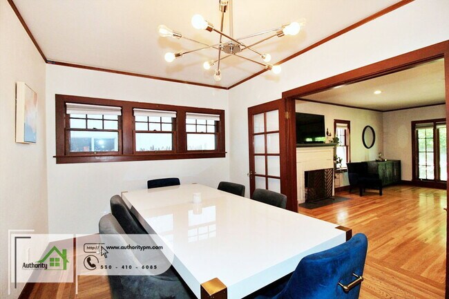 Building Photo - 1365 Chestnut St
