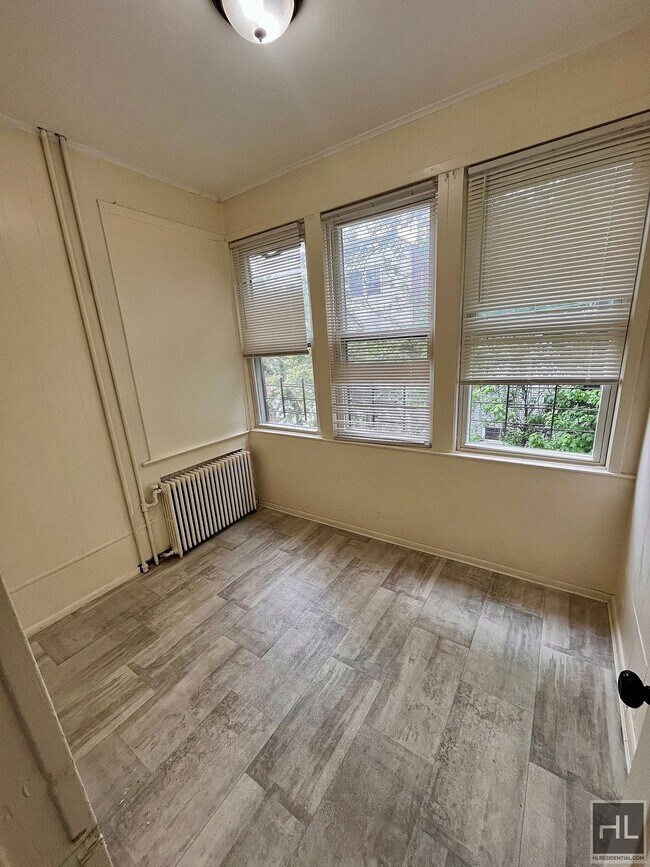 Building Photo - Cedar St,Yonkers