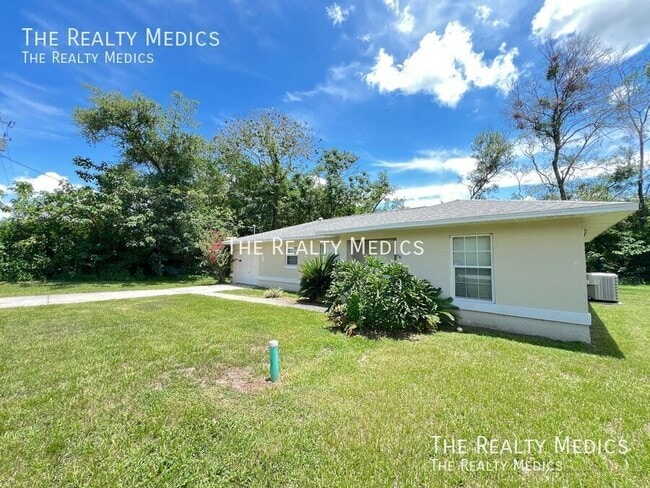 Building Photo - 13775 SE 41st Ct