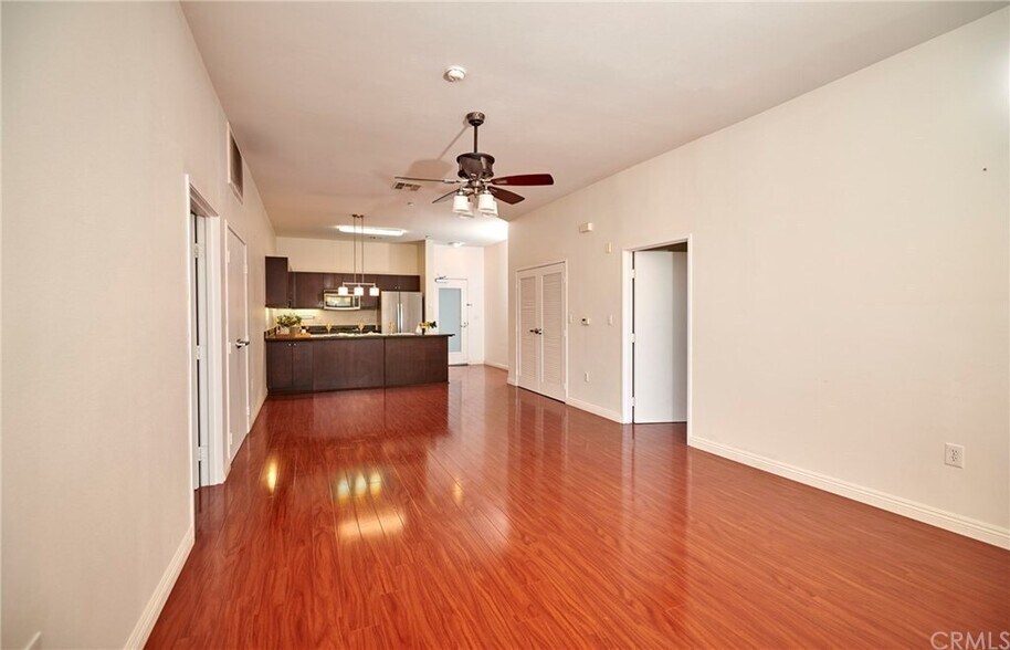 living room - 435 W Center Street Promenade