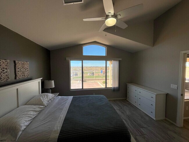 Building Photo - 11669 W Pine Mountain Ct