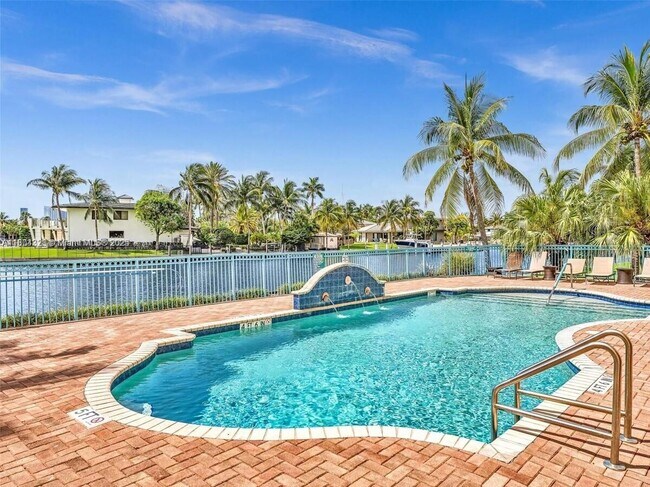 Building Photo - 201 Golden Isles Dr