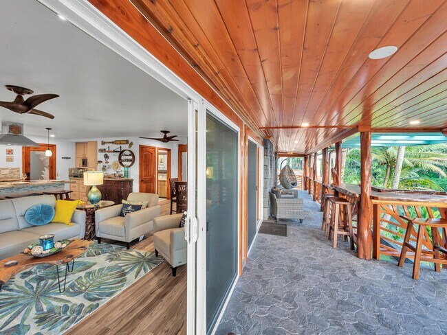 Building Photo - Oceanfront Estate: The Honolii Hale
