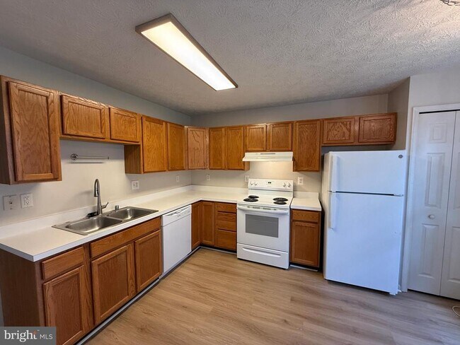 Building Photo - 10506 Boxmeer Ct
