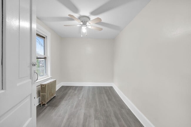 Building Photo - 210 Roseto Ave