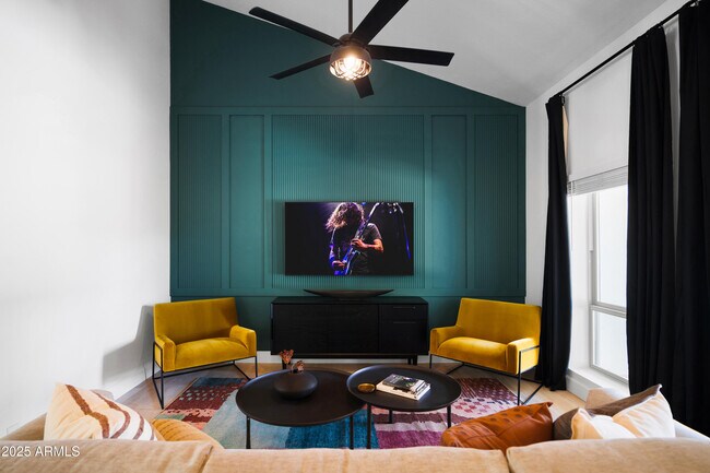 Building Photo - 12271 N 74th St