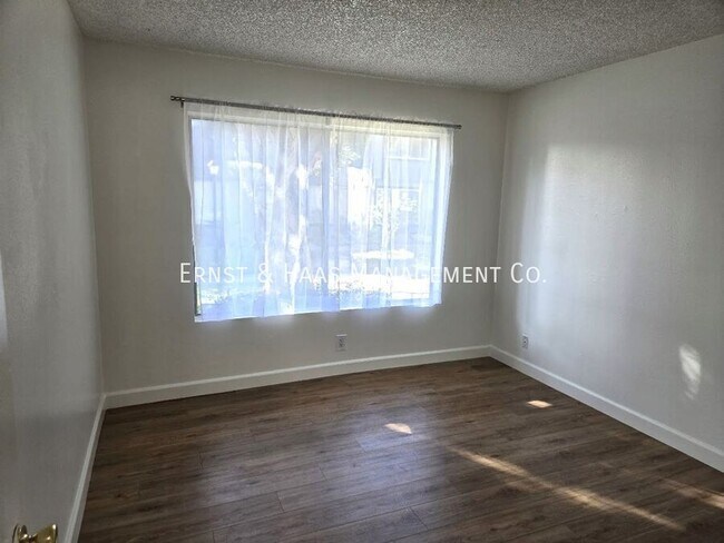 Building Photo - 17611 Regency Cir