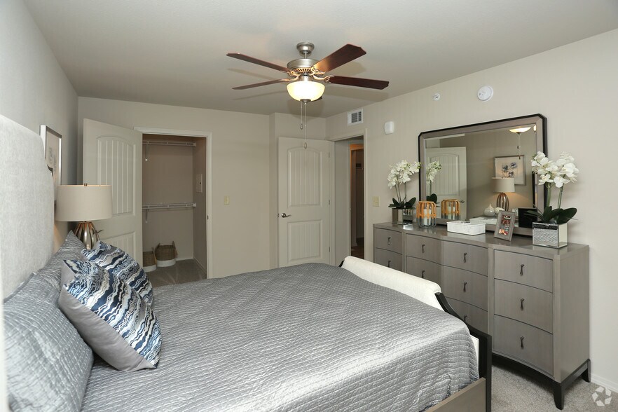 1BR - 789SF - Bedroom - Cottages at Tallgrass Point