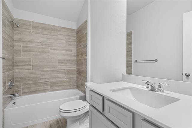 Building Photo - 2100 Briar Rose Dr