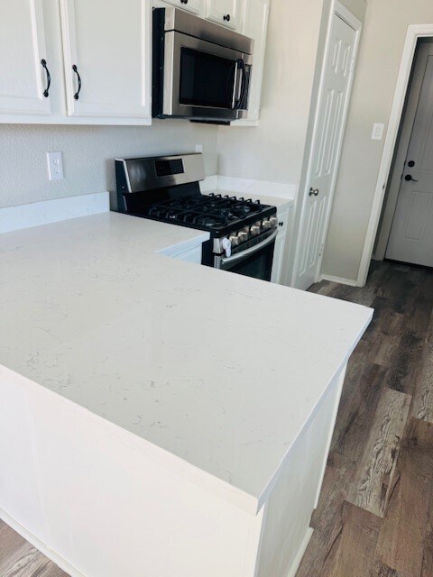 Building Photo - 8403 Battleoak Dr